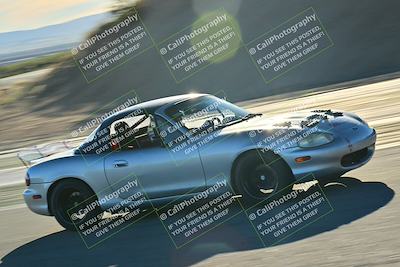 media/Dec-13-2025-Extreme Speed (Sat) [[d129ecb0b9]]/Beginner/Session 3 (Turn 5)/